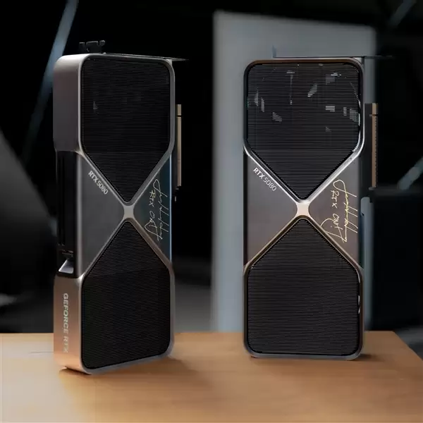 NVIDIA免费送两块黄仁勋签名版RTX