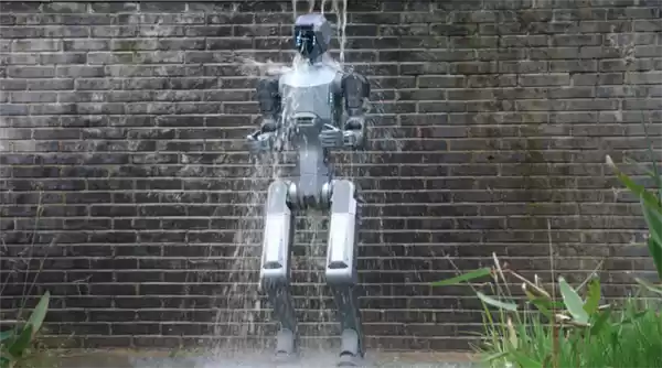 云深处DR02人形机器人