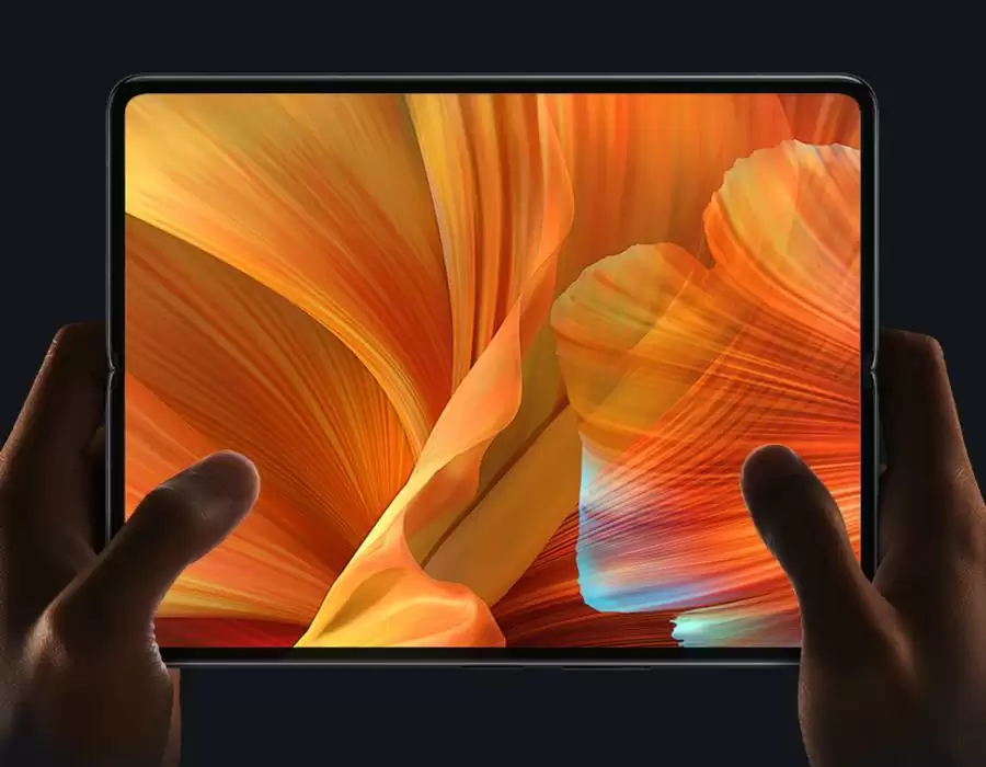 苹果首款折叠屏旗舰曝光