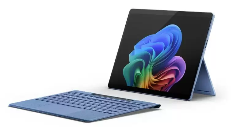 微软推送Surface新固件修复AI摄像头问题