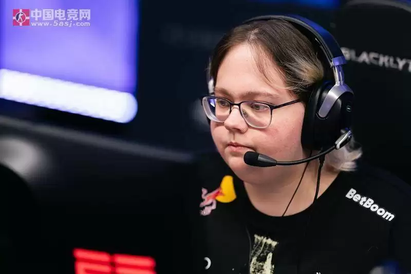 Major冠军待业中!magixx独家爆料:愿转型指挥,会考虑任何报价 Major冠军待业中!magixx独家爆料:愿转型指挥,会考虑任何报价