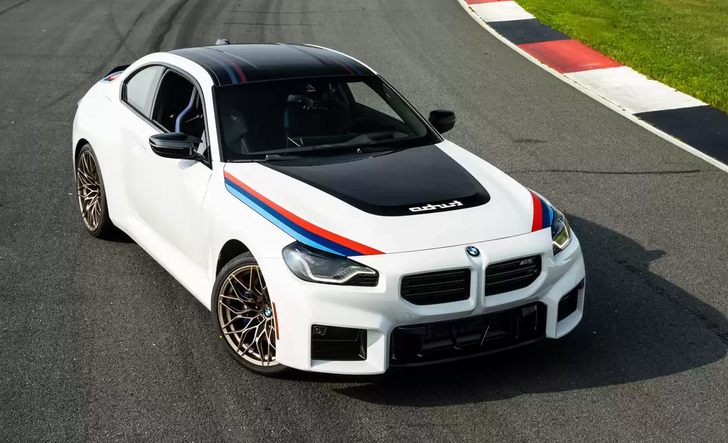 致敬传奇:宝马发布