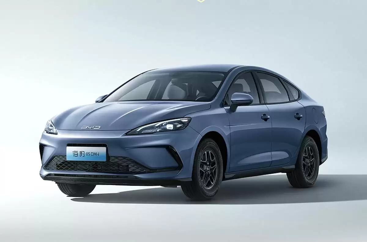 比亚迪海豹05 DM-i外观图