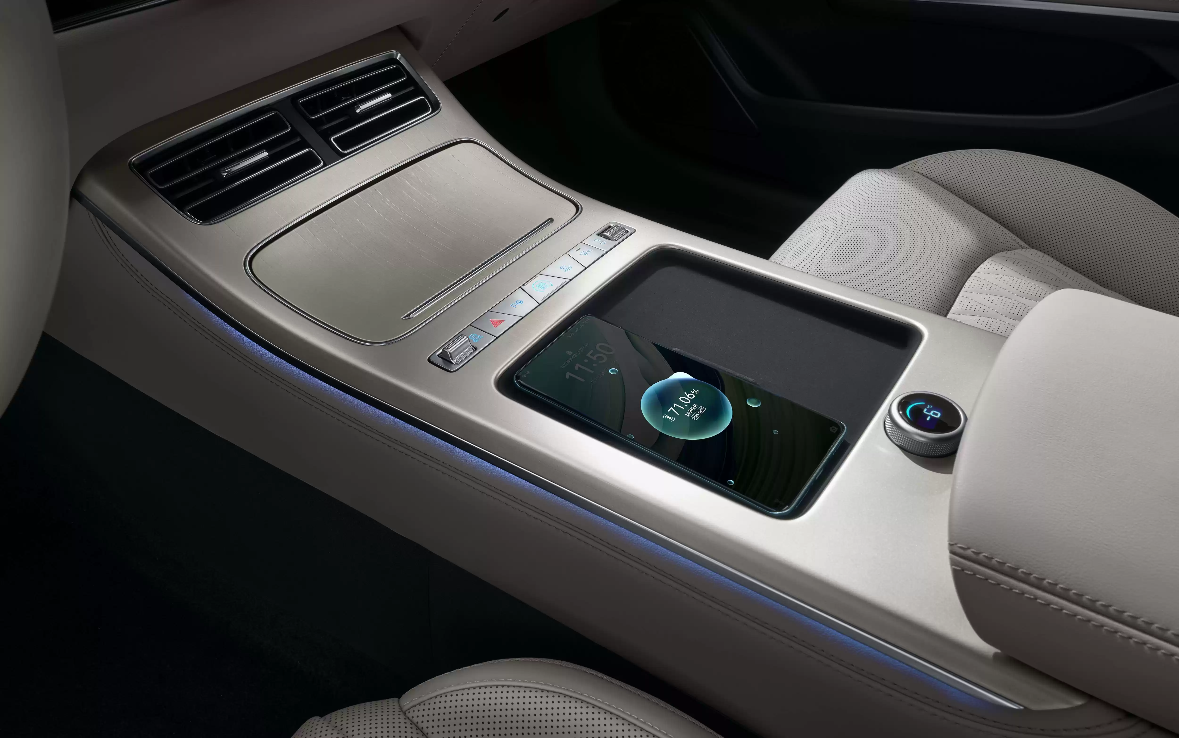 比亚迪汉长续航版内饰