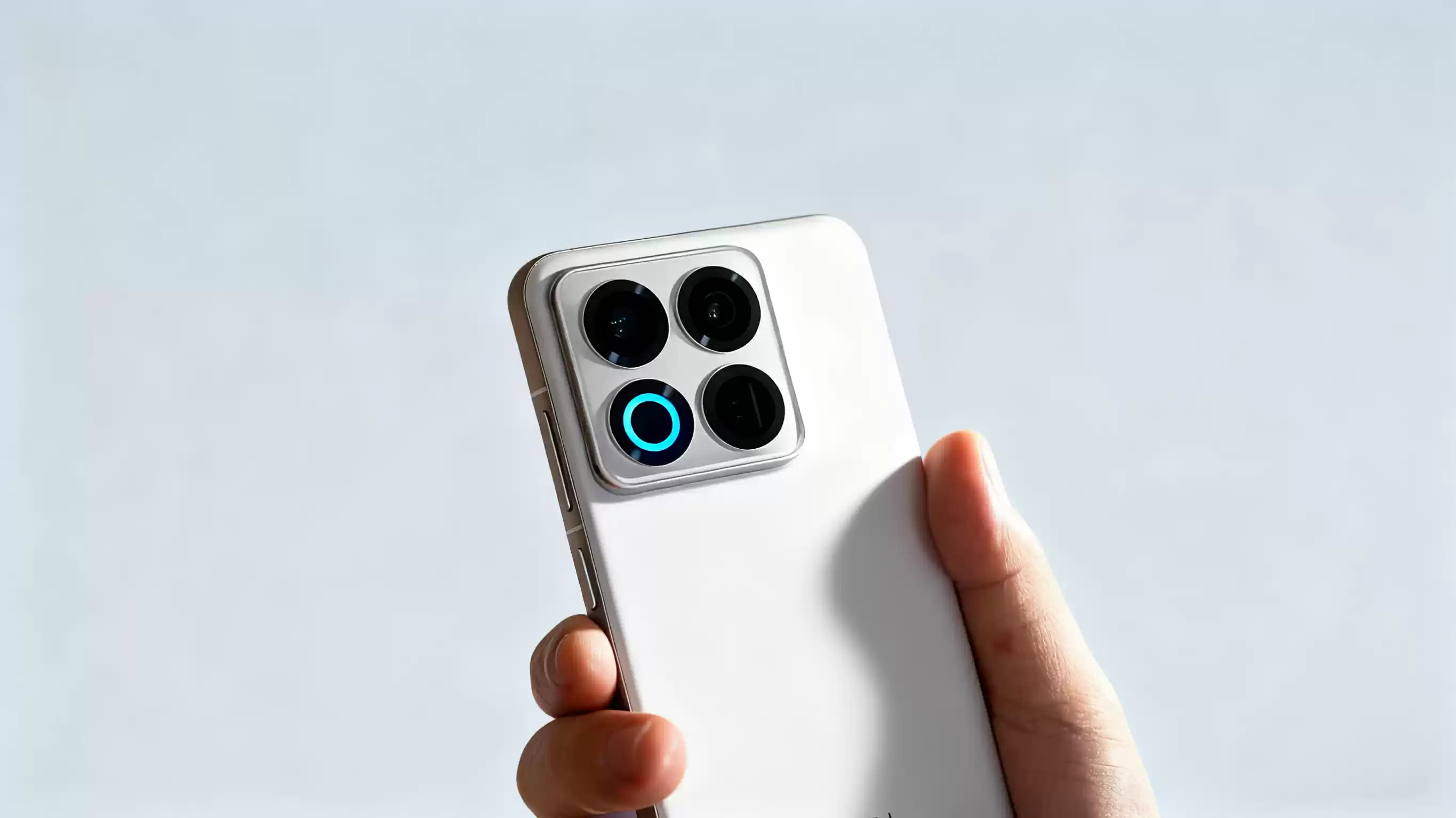 \ 优化照片光线 (4).webp