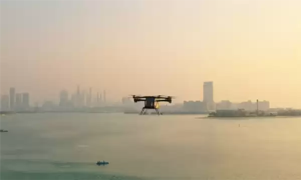 小鹏汇天“陆地航母”中东狂揽600台订单！混动长航程飞行汽车11月亮相