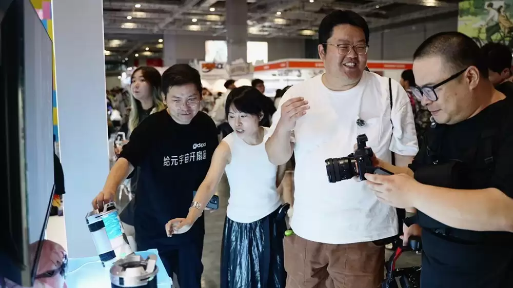 2025CPSP漫展圆满落幕 Dipal D1 AI数字手办成 Z 世代打卡新宠