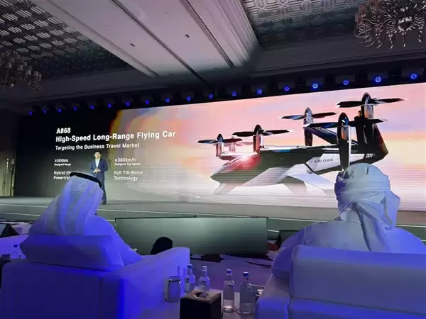 小鹏飞行汽车斩获海外最大订单：中东皇室、富豪豪订600台