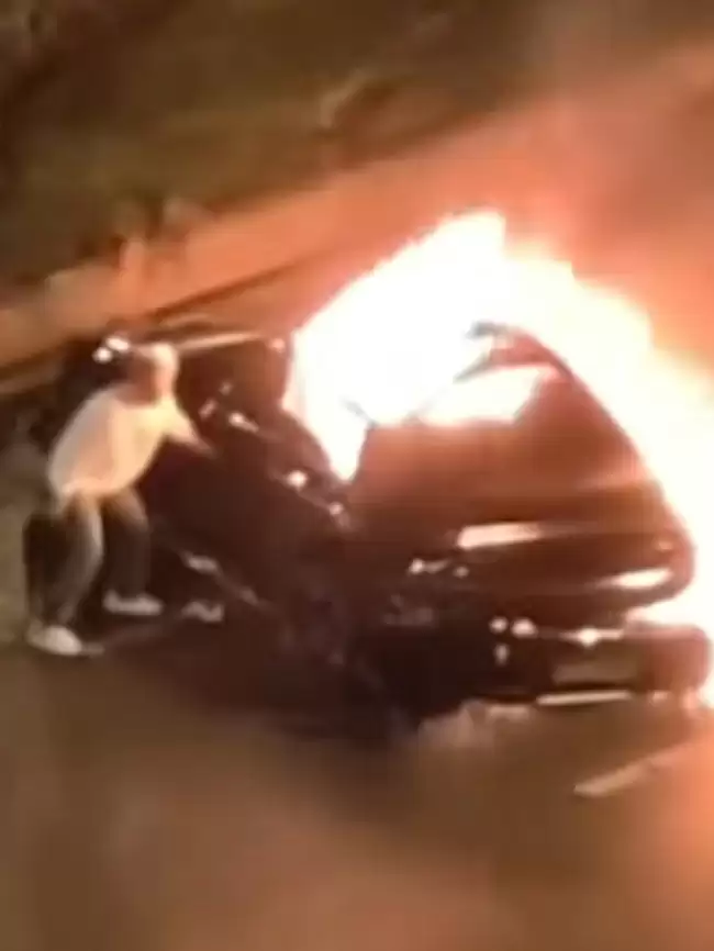 小米客服回应车门解锁问题