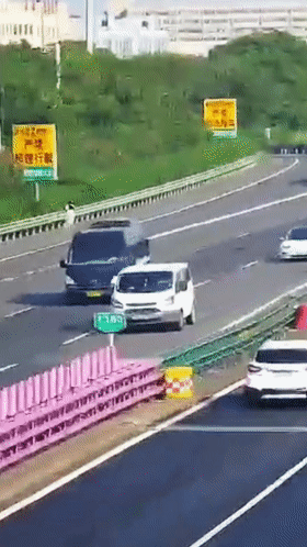 高速公路倒车危险场景