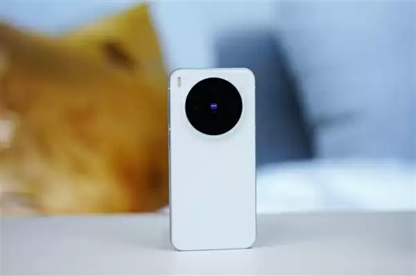 满血2亿灭霸主摄！vivo X300图赏