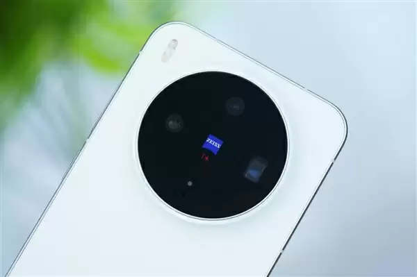 满血2亿灭霸主摄！vivo X300图赏