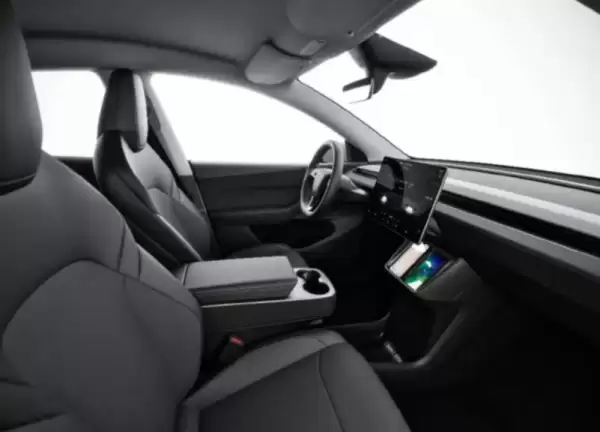 电车界iPhone SE！廉价版Model Y能否复制销量传奇