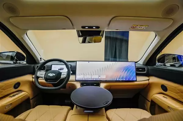 理想问界结合体 奇瑞全尺寸新能源SUV风云T11开售：19.99万起