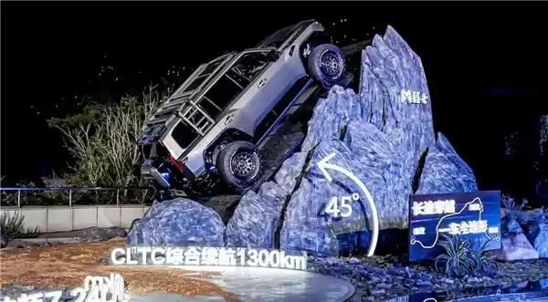 东风回应Jeep和猛士联手：网传内容均为猜测 需以官方公告为准