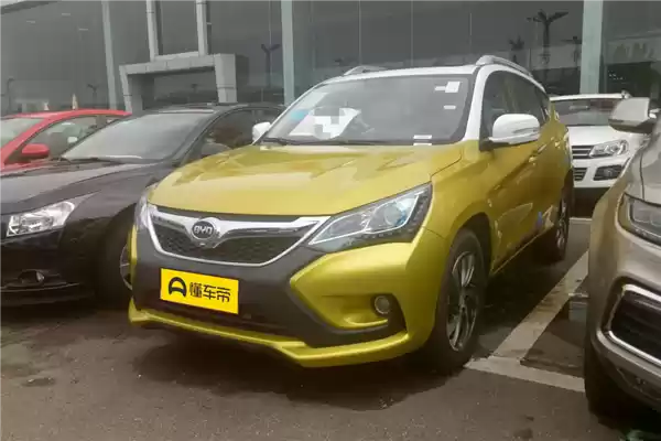 比亚迪宋PLUS停产了 没想到同事终究还是买了绝版车