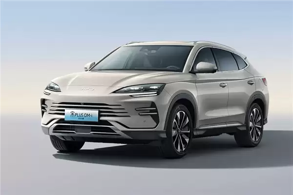 比亚迪宋PLUS停产了 没想到同事终究还是买了绝版车