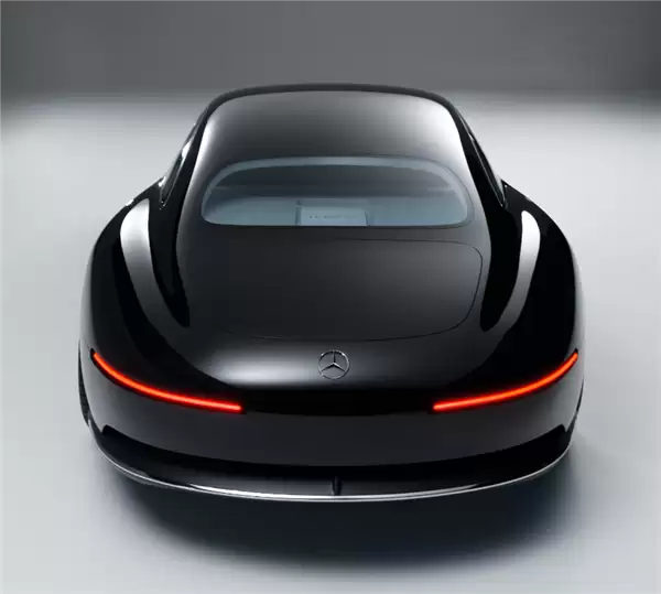 车头长过燃油V12