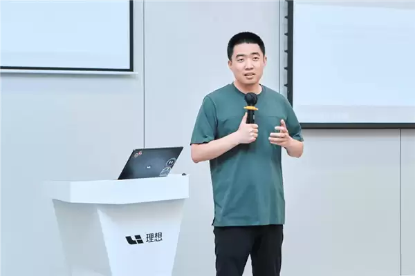 理想汽车李想薪酬6.8亿居首，股份支付未兑现引热议