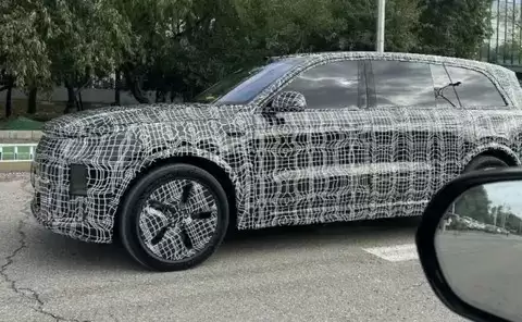 理想L9路试曝光将推新电池与后轮转向