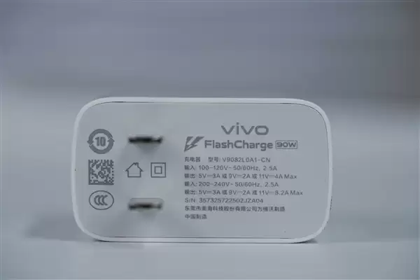 配长焦“大炮”！vivo X300 Pro摄影师套装图赏