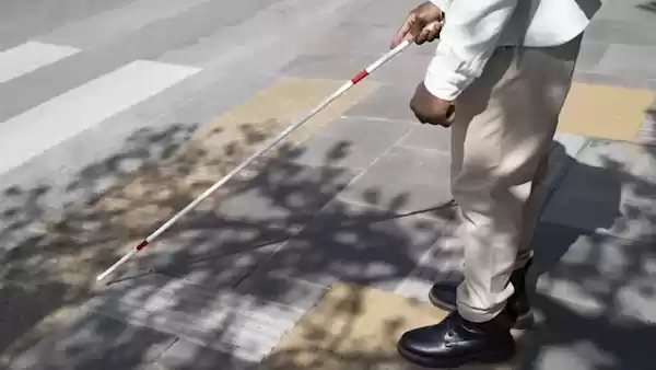 意大利男子假装失明超半个世纪 骗取超830万元伤残补助