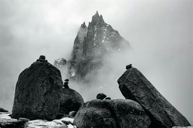 雕刻光影·定格永恒：索尼微单十五周年特别摄影展亮相集美·阿尔勒