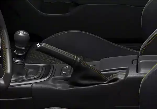 水平对置发动机 斯巴鲁BRZ STI Sport锋芒限量版上市：30.18万起