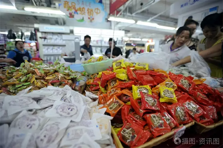 于东来：企业不要去做盲目扩张, 胖东来账上资金有41个亿，没有贷款【附超市行业市场分析】