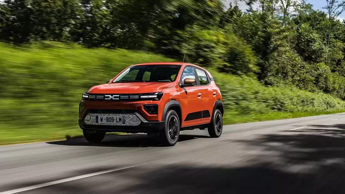 零跑纯电小车T03拟在英国推出厢货版,有望成当地最便宜同类产品