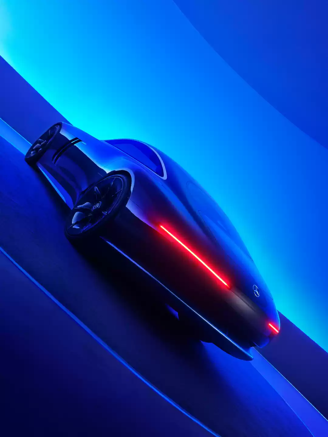 梅赛德斯-奔驰 VISION ICONIC 概念车全球首发亮相，采用全新设计语言