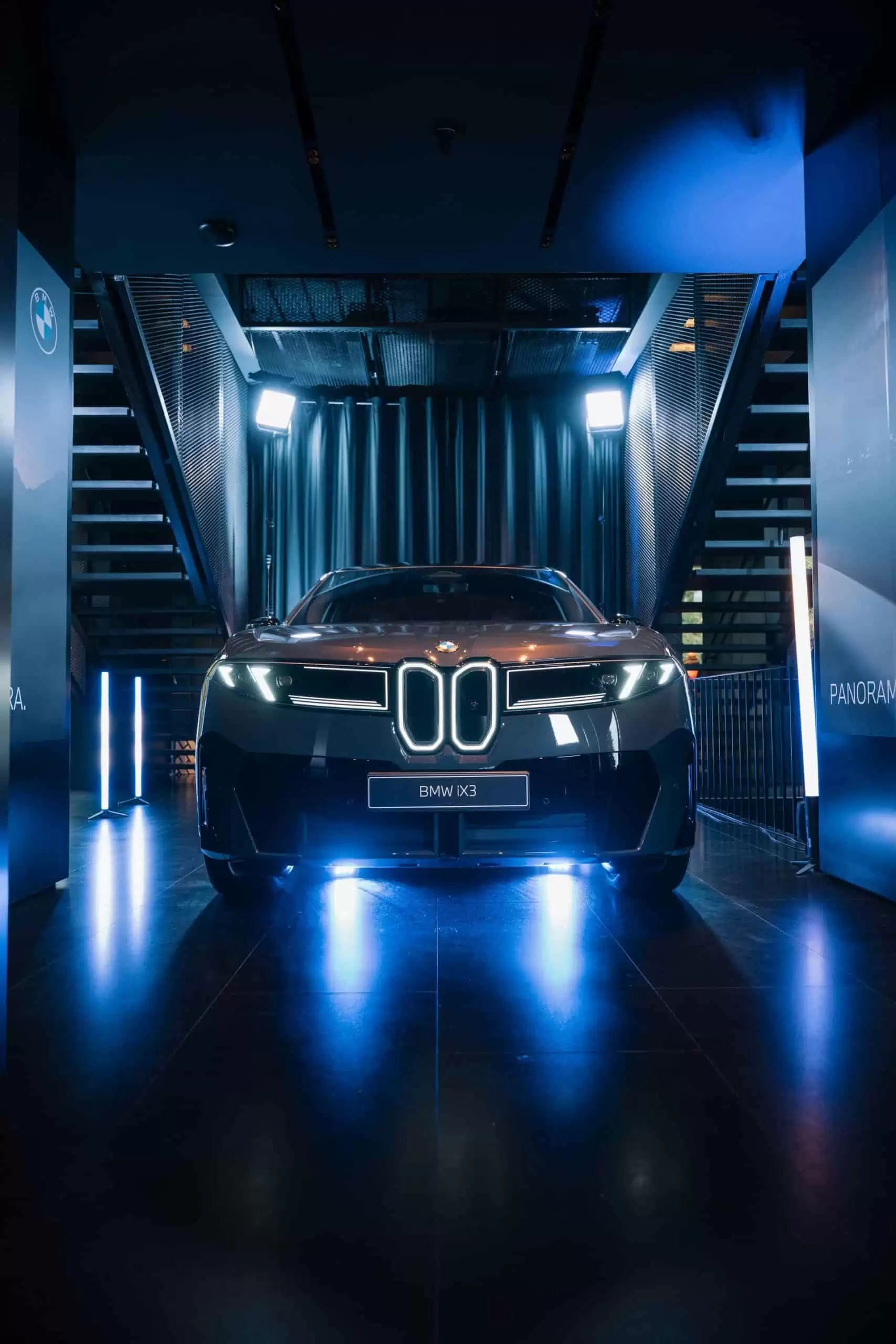 首款 Neue Klasse SUV:宝马展示 iX3,零百加速约 4.9 秒、WLTP 工况续航最高 800 公里