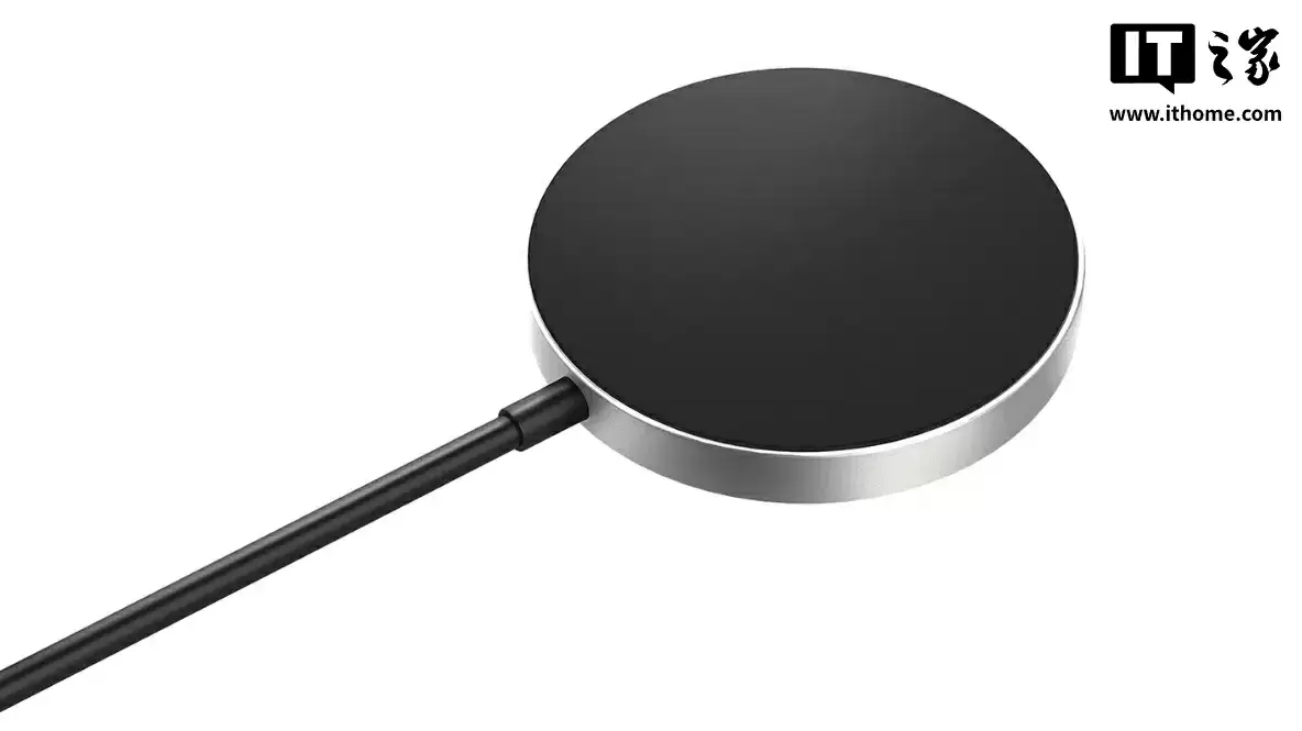 三星悄悄推出两款无线充电器：内置磁吸，兼容装配合Qi 2.0手机壳的Galaxy系列手机