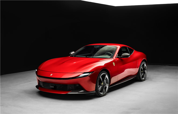 最便宜的跃马超跑登场！法拉利Amalfi国内上市：259.85万起