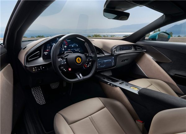 最便宜的跃马超跑登场！法拉利Amalfi国内上市：259.85万起