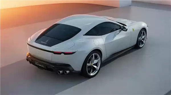 最便宜的跃马超跑登场!法拉利Amalfi国内上市:259.85万起