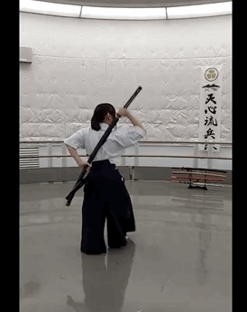 《对马岛之鬼》：编剧真该给其他同事磕一个