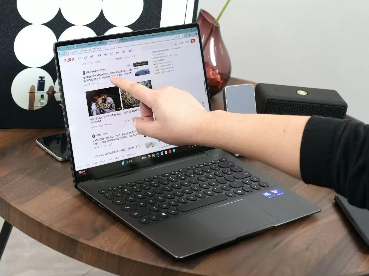 一眼心动的波点好物!WIKO Hi MateBook 14 酷睿版图赏
