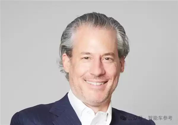 爱因斯坦母校创业团队新成果：阳光+空气+水=汽油 