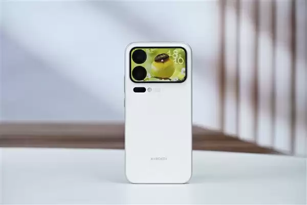 小米17 Pro Max销量最好!卢伟冰称小米17团队年终奖考虑翻倍