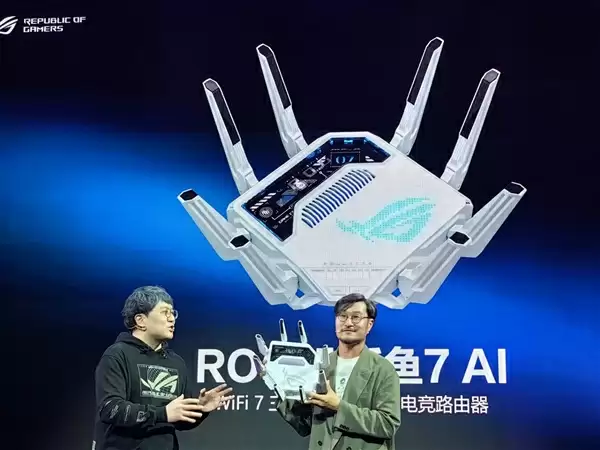6999元!华硕ROG八爪鱼7 AI电竞路由器发布 支持3000+游戏