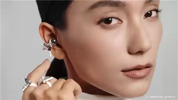 女生要种草了 华为FreeClip 2耳夹式耳机上线三款专属配饰：海星、蝴蝶、星芒