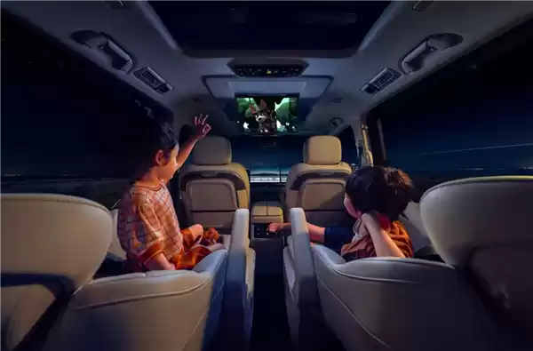 魏建军上新MPV 枪口对准埃尔法