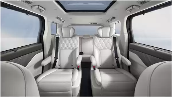 魏建军上新MPV 枪口对准埃尔法