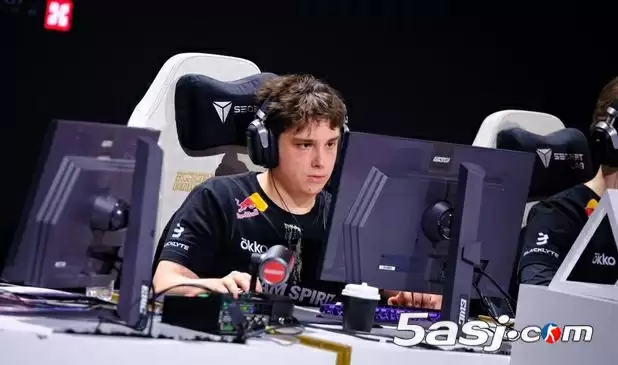 Team Spirit横扫BLAST Slam IV！Yatoro率队3胜，下一战BetBoom今日16点