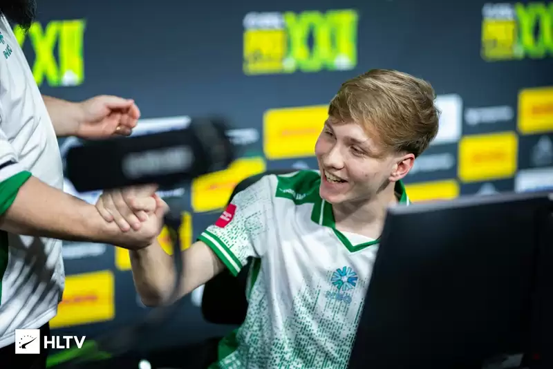 m0NESY自曝状态低谷:半年仅1次巅峰!与NiKo观赛减压,EPL S22虽败犹荣 m0NESY自曝状态低谷:半年仅1次巅峰!与NiKo观赛减压,EPL S22虽败犹荣