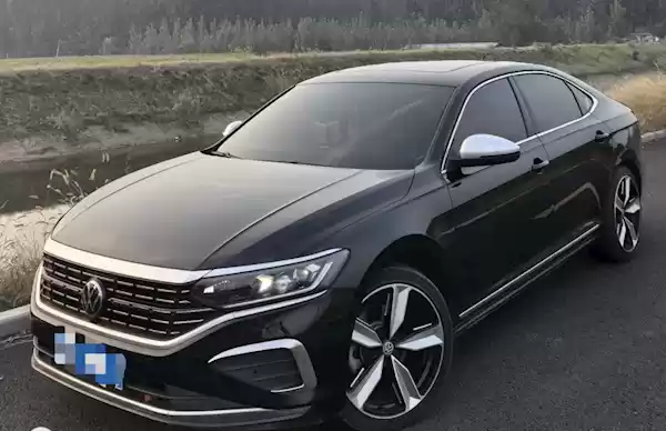 大众帕萨特一启动就抖动 4S店多次修不好！厂家：不影响使用