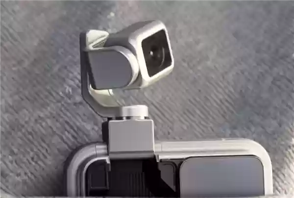 从iPhone到ROBOT PHONE：荣耀掌控未来AI话语权