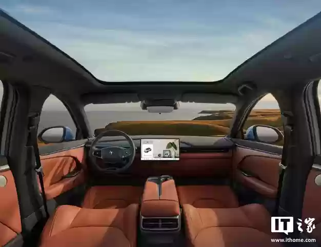 极狐全新阿尔法T5将于10月28日上市：纯电/增程双版本，预售12.38万元起