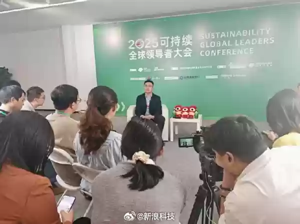 智元机器人高管：我们是全球人形机器人出货最大企业 比马斯克的都大